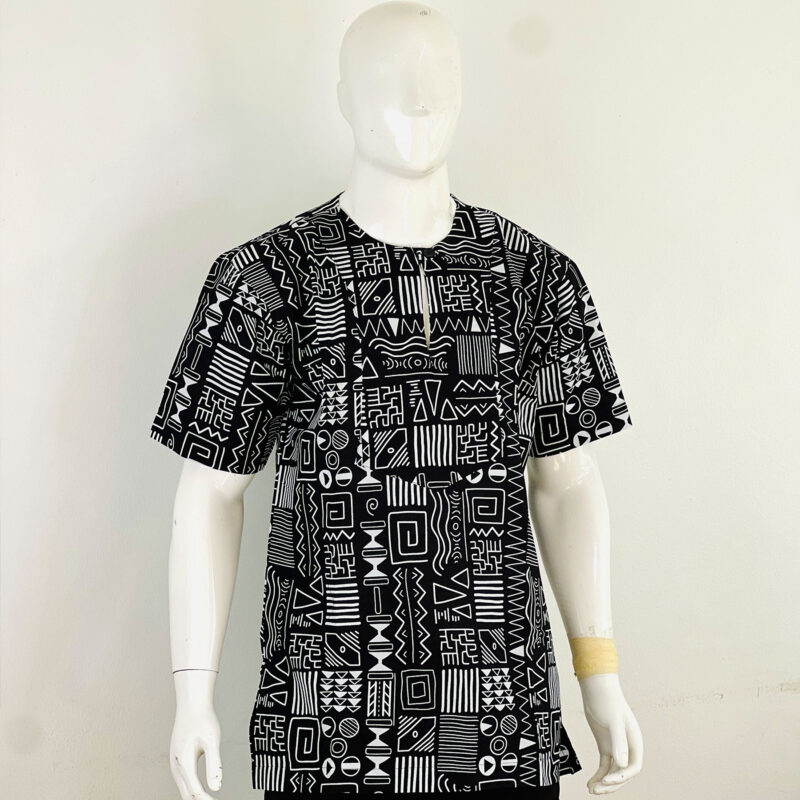 Black T-shirt short sleeves
